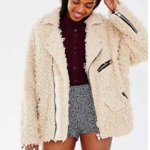 UNIF x Urban Outfitters Cozy Cream Tan Shearling Jacket - Picture 1 of 10